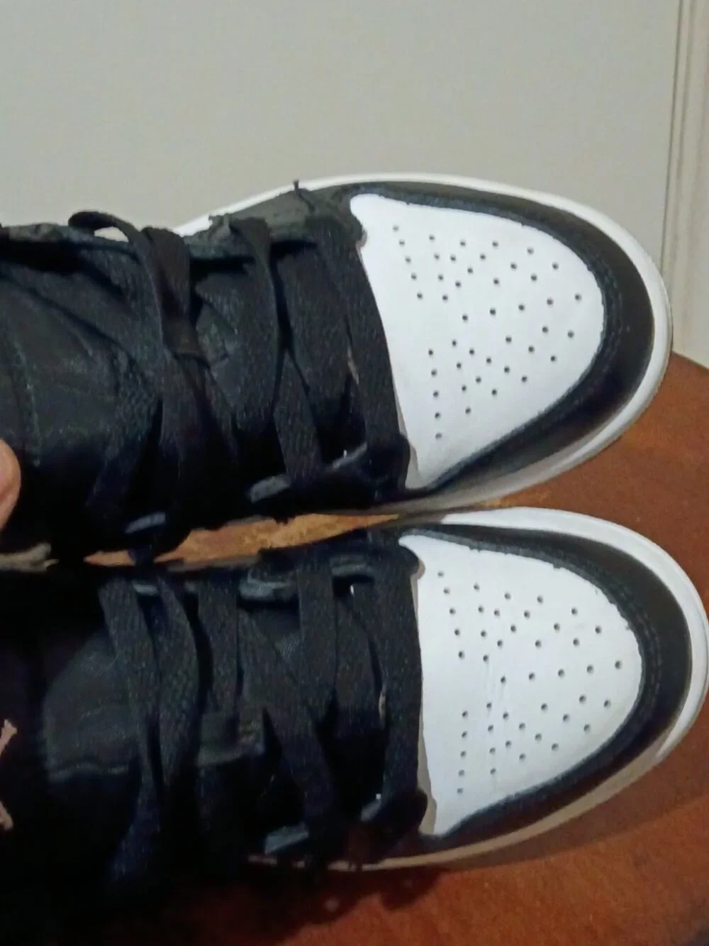 NIKE JORDAN 1 MID SE (PS) ZEN MASTER BLACK-BLEACHED CORAL DM6215-001 SIZE 12C